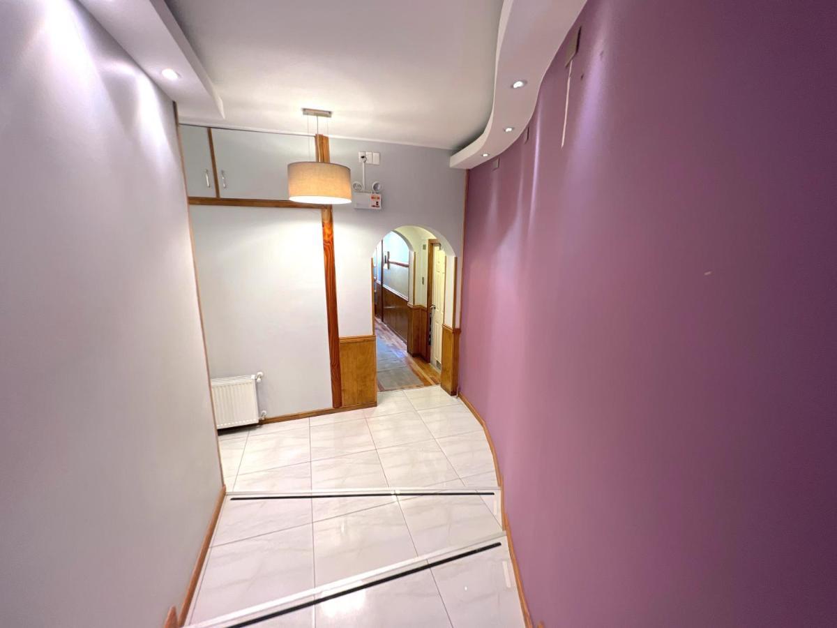 Appartement Incredible Downtown Duplex With Interior Backyard à Punta Arenas Extérieur photo