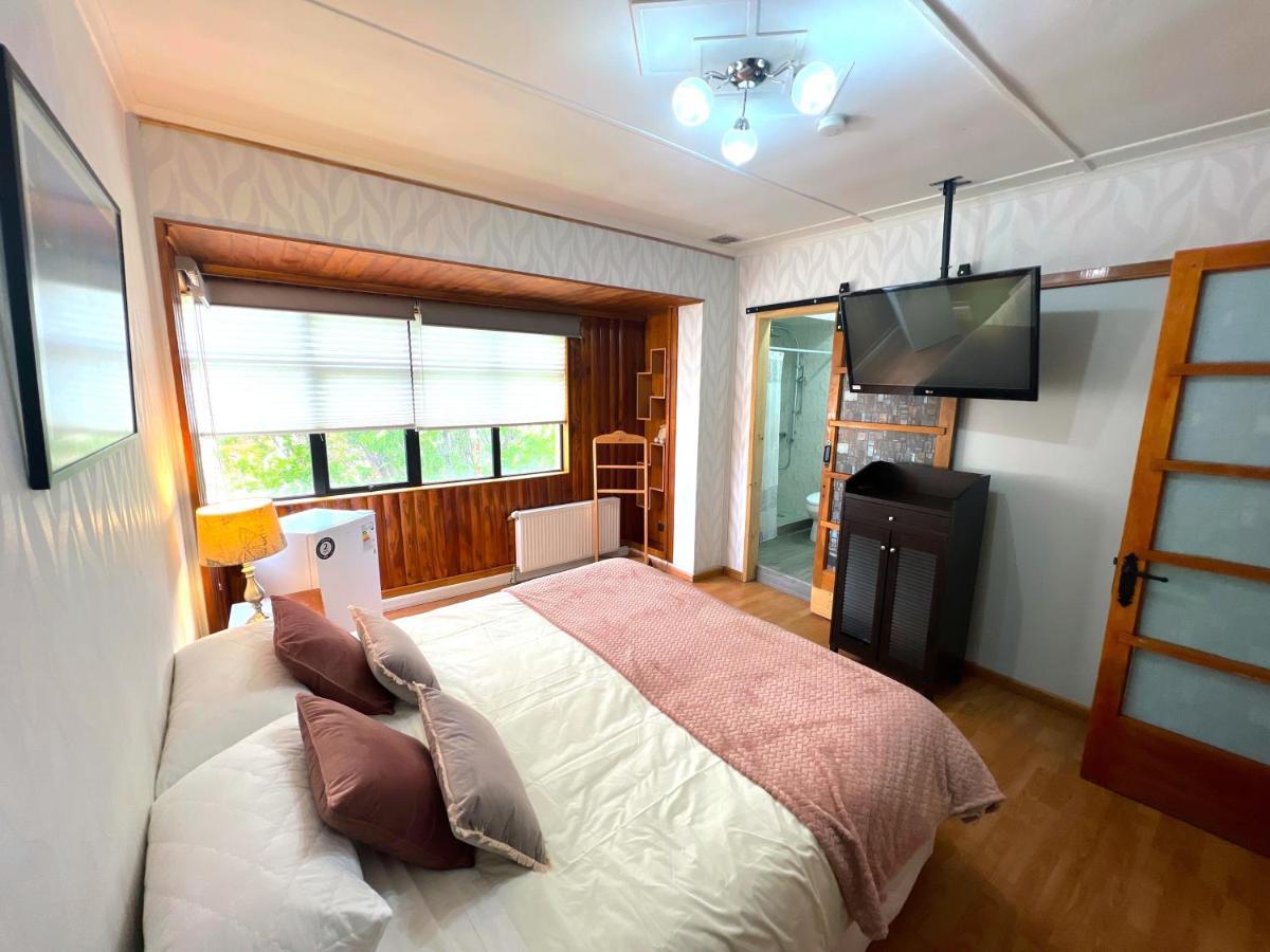 Appartement Incredible Downtown Duplex With Interior Backyard à Punta Arenas Extérieur photo
