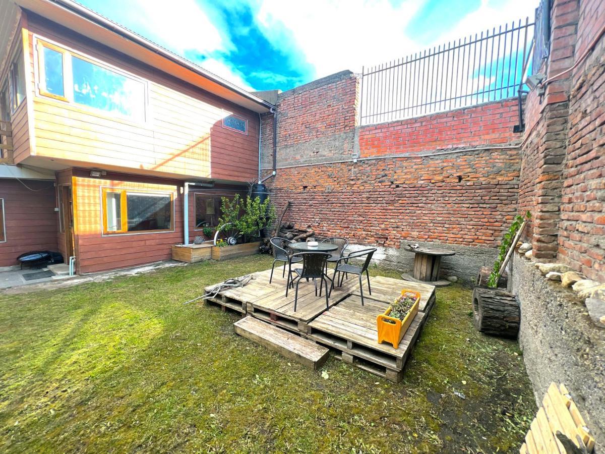 Appartement Incredible Downtown Duplex With Interior Backyard à Punta Arenas Extérieur photo